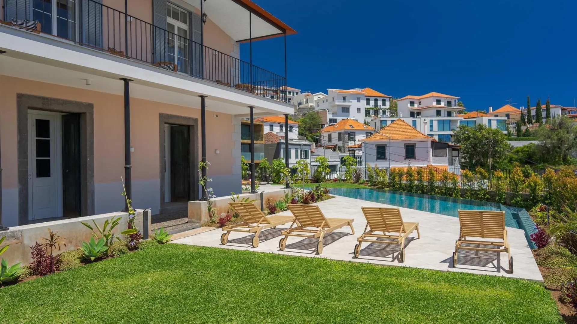 Luxury Quinta Rosa By Holiday Rental Madeira 푼샬 0*,  포르투갈